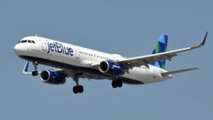 Directivos de JetBlue explican incidente ocurrido en vuelo de RD desviado a Bahamas