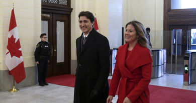 Justin Trudeau y su esposa, en autoaislamiento tras sufrir síntomas gripales la primera dama canadiense