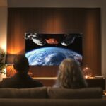 ¿Cuál es la diferencia entre un televisor QLED y uno OLED?