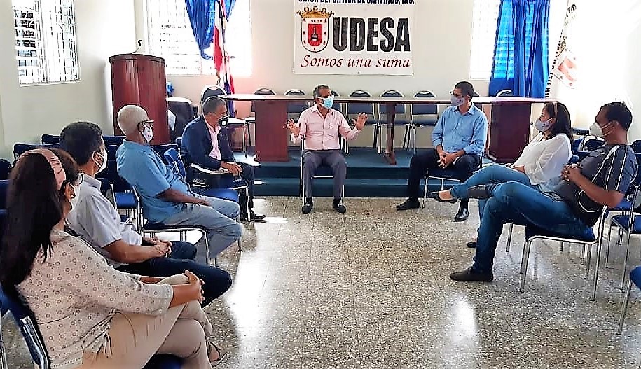 UDESA recibe Juan Vila, director de desarrollo deportivo región norte, agradece su solidaridad