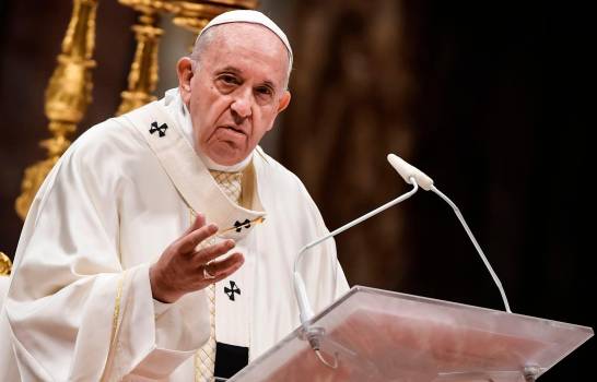 El papa pide paz y concordia en el 2021 para desterrar la indiferencia