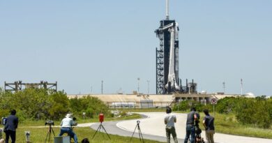 El cohete SpaceX lanza 4 astronautas en misión de la NASA a la estación espacial
