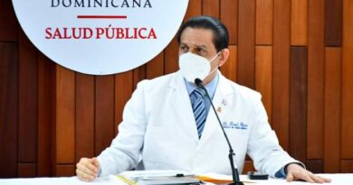 Ministro Salud Pública sugiere diálogo entre CMD y las ARS