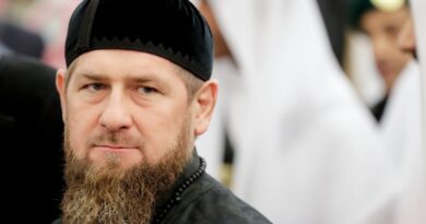 Kadyrov afirma que estuvo en Gostomel y ahora "aún más cerca de Kiev"