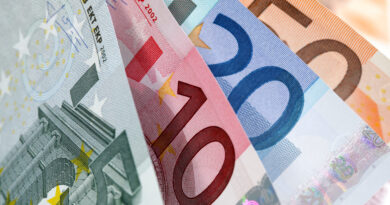 "La unidad política en Europa será difícil de preservar": el euro baja a un mínimo desde 2020 ante la crisis en Ucrania