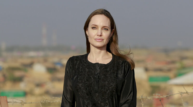 Angelina Jolie viaja a la ciudad ucraniana de Lvov