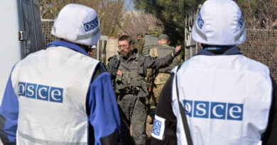 Varios oficiales de la OSCE en Ucrania han estado espiando para Kiev con el fin de hacer más precisos los ataques, denuncia Rusia ante la ONU