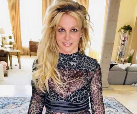 Britney Spears se sincera sobre la presión que ejercía su familia en ella.