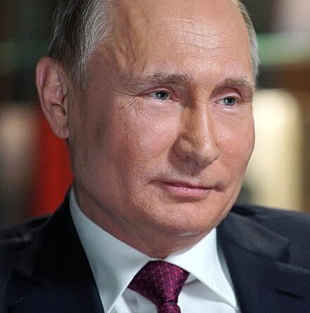 El príncipe heredero saudita felicita a Putin por el aniversario del Día de la Victoria