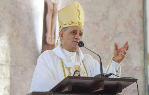 Monseñor Freddy Bretón Martínez presenta renuncia como arzobispo de Santiago