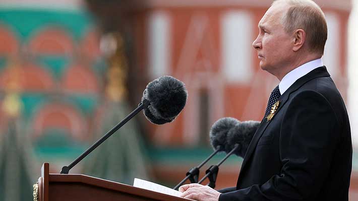 En su discurso del Día de la Victoria, Putin asegura que los soldados rusos combaten en Ucrania "por la patria"