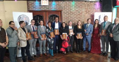 Reto Dominicano entrega reconocimientos a cónsul, senador y otros dominicanos descollantes en celebración de herencia hispana