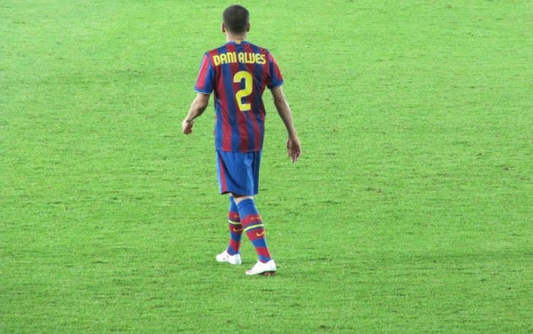 Famoso, Guapo, con Dinero: El Caso de Dani Alves Desmonta los Estereotipos que Ocultan la Raíz de la Violencia Sexual