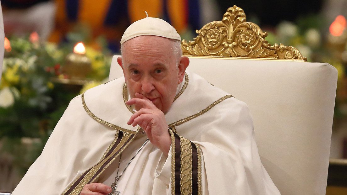 El sumo pontífice se manifestó en respuesta a una carta de James Martin, sacerdote jesuita que enfoca su misión en los católicos homosexuales.