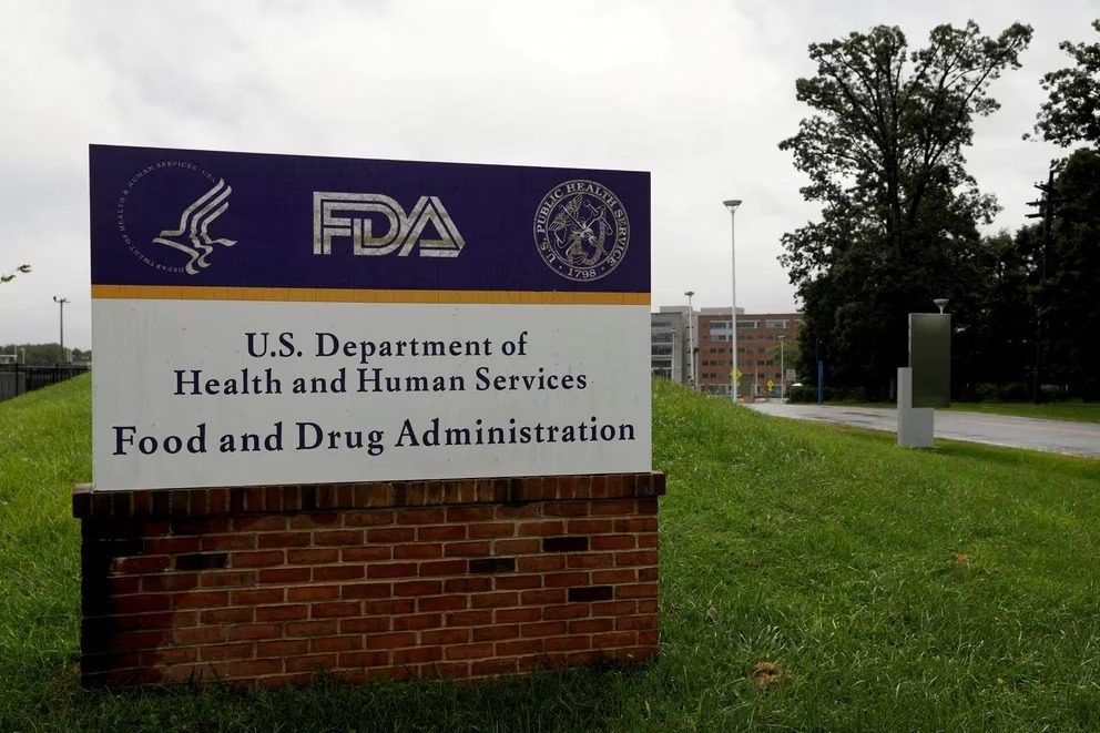 La FDA propuso que las dosis de la vacuna contra el COVID-19 sean anuales