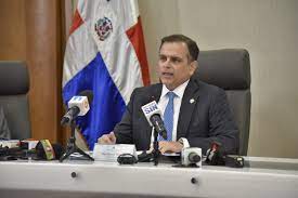 La deuda como porcentaje del PIB al cierre del 2022 es menor que hace dos años, asegura ministro de Hacienda