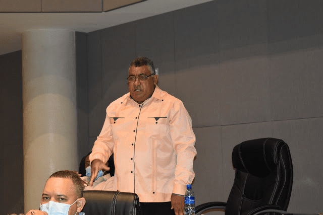 Regidor El Poly: ¨Sectores oscuro de SDE me quieren hacer un trompo, he recibido amenaza de muerte ¨