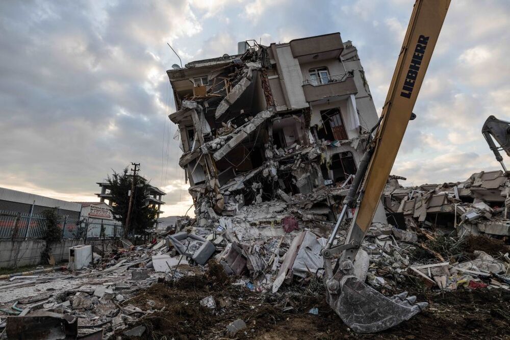 Detienen al alcalde de una de las ciudades más afectadas por los terremotos en Turquía
