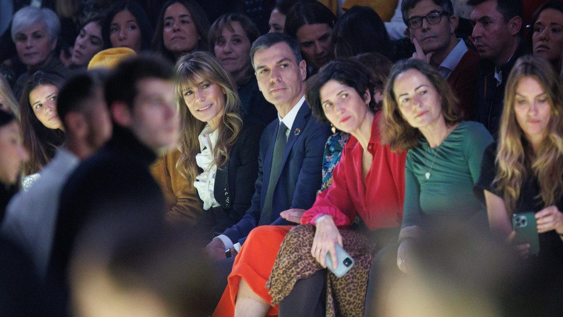 "¡Traidor!": Abuchean a Pedro Sánchez durante la semana de la moda de Madrid