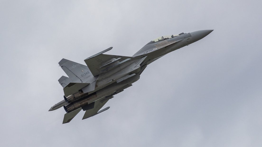 Un caza chino se acerca a unos 150 metros de un avión patrulla estadounidense