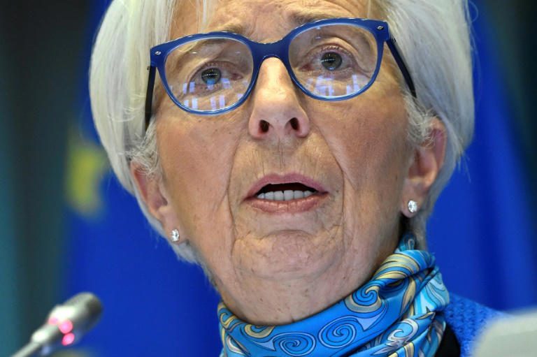 La jefa del BCE advierte de "nuevos riesgos" económicos por las tensiones financieras