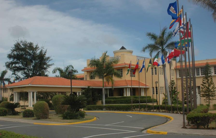 Comienzan hoy las reuniones de la XXVIII Cumbre Iberoamericana en Santo Domingo