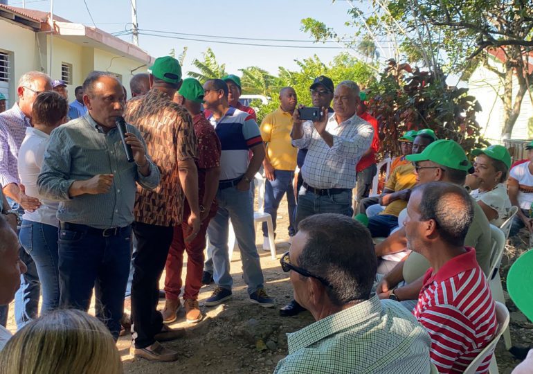 Radhamés Jiménez acusa al gobierno de indolente, la gente come apenas una vez al día