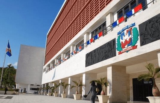 Congreso convierte en ley el proyecto de Fideicomiso Público de RD