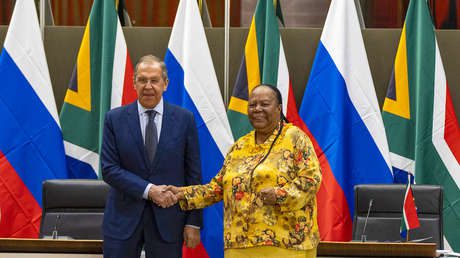 Sudáfrica descarta romper las relaciones de amistad con Rusia