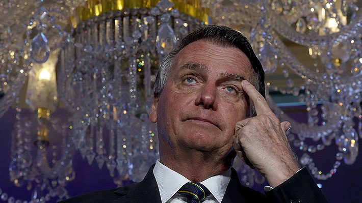 Bolsonaro en la mira por escándalo de joyas regaladas por Arabia Saudita: Qué se sabe y qué medidas se han tomado