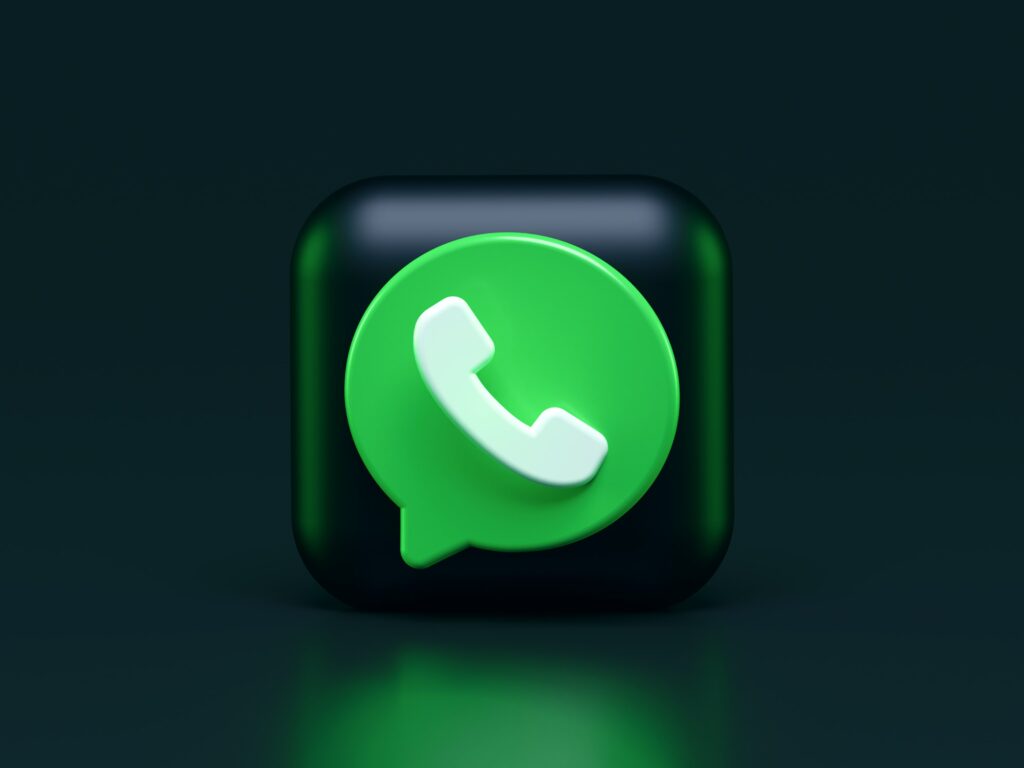 WhatsApp estrena un chat oficial para recibir trucos y novedades