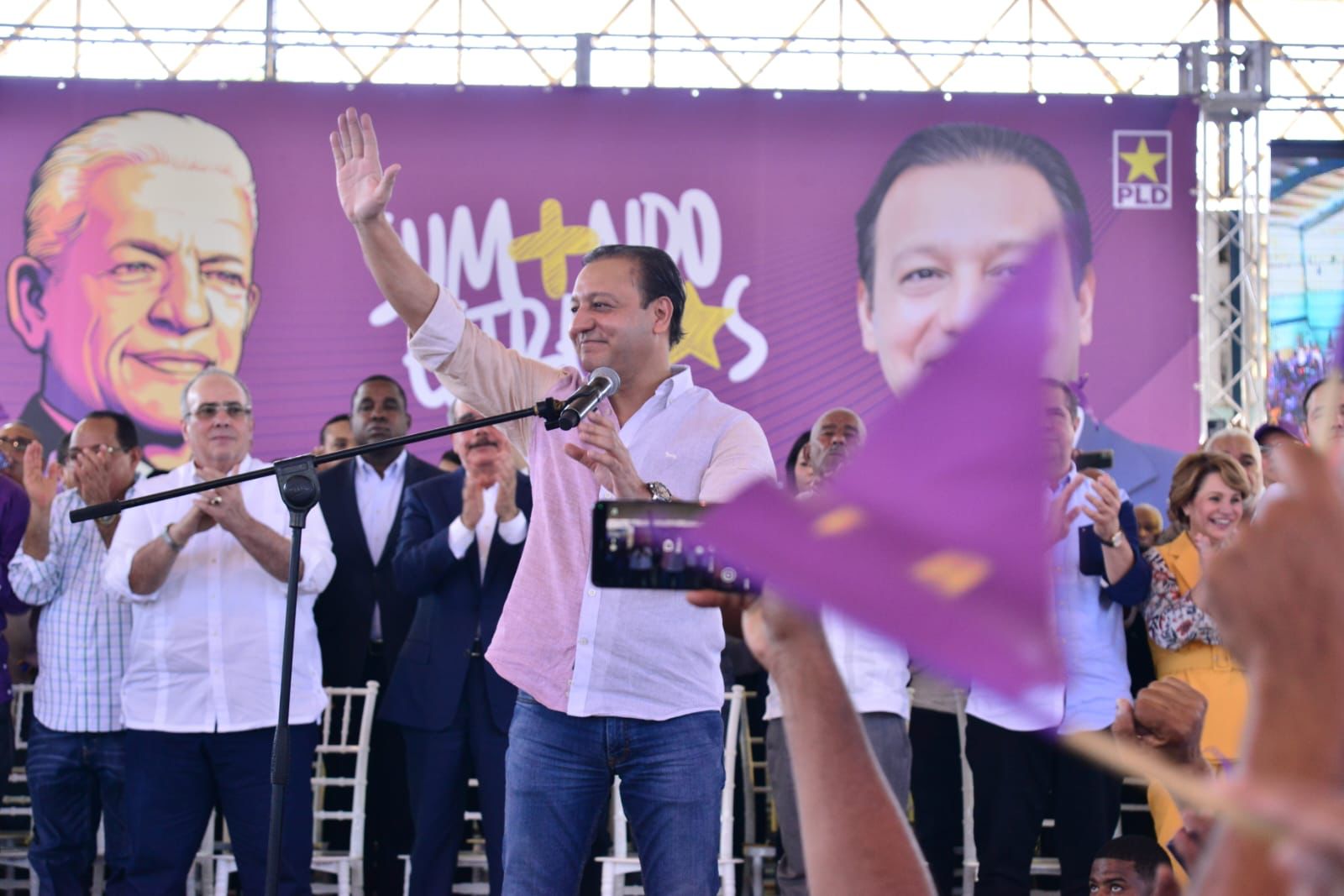Abel Martínez agota agenda de actividades en varias provincias este fin de semana