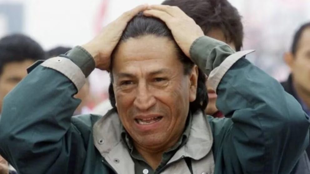 EE.UU. ordena a Alejandro Toledo entregarse este viernes para ser encarcelado hasta su extradición