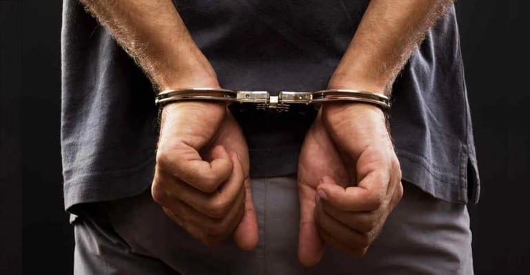 Policía apresa joven que se robó casi todo de una casa en Los Mina