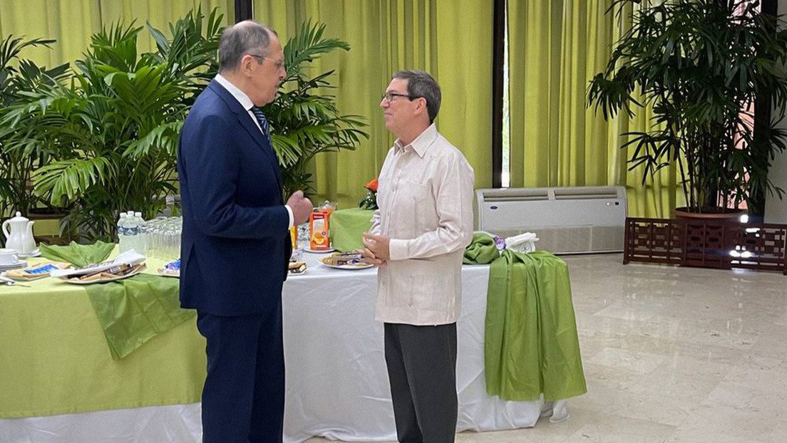 Serguéi Lavrov se reúne con su homólogo cubano Bruno Rodríguez