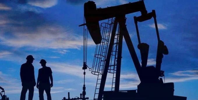 Experto afirma recorte de la OPEP es mala noticia