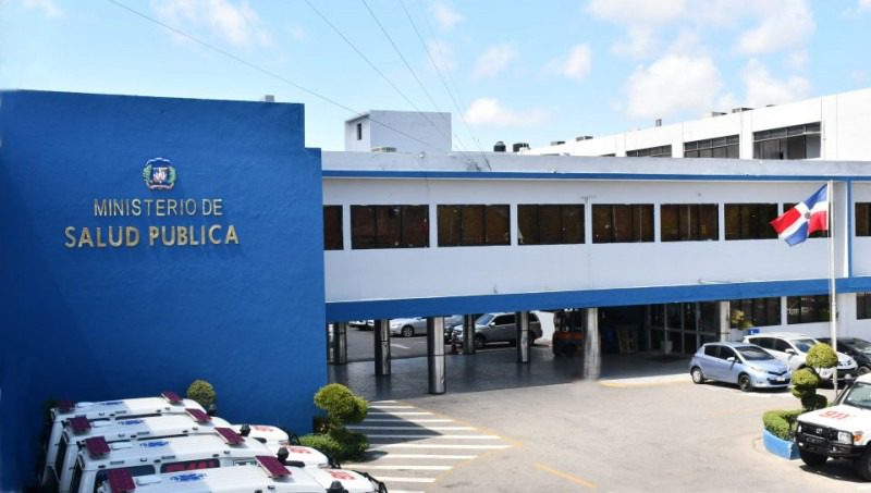 Cierran tres establecimientos por violar la Ley General de Salud