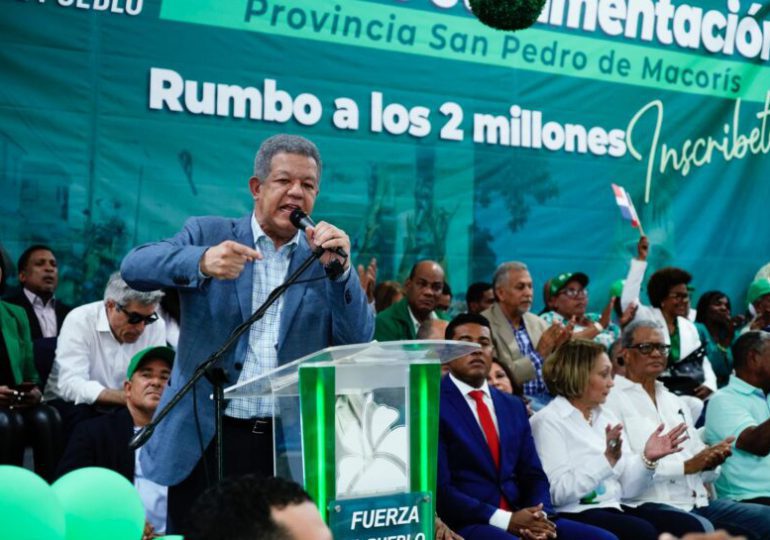 FP afirma que Abinader solo es transparente en discursos; gobierno usa recursos en compra de opositores