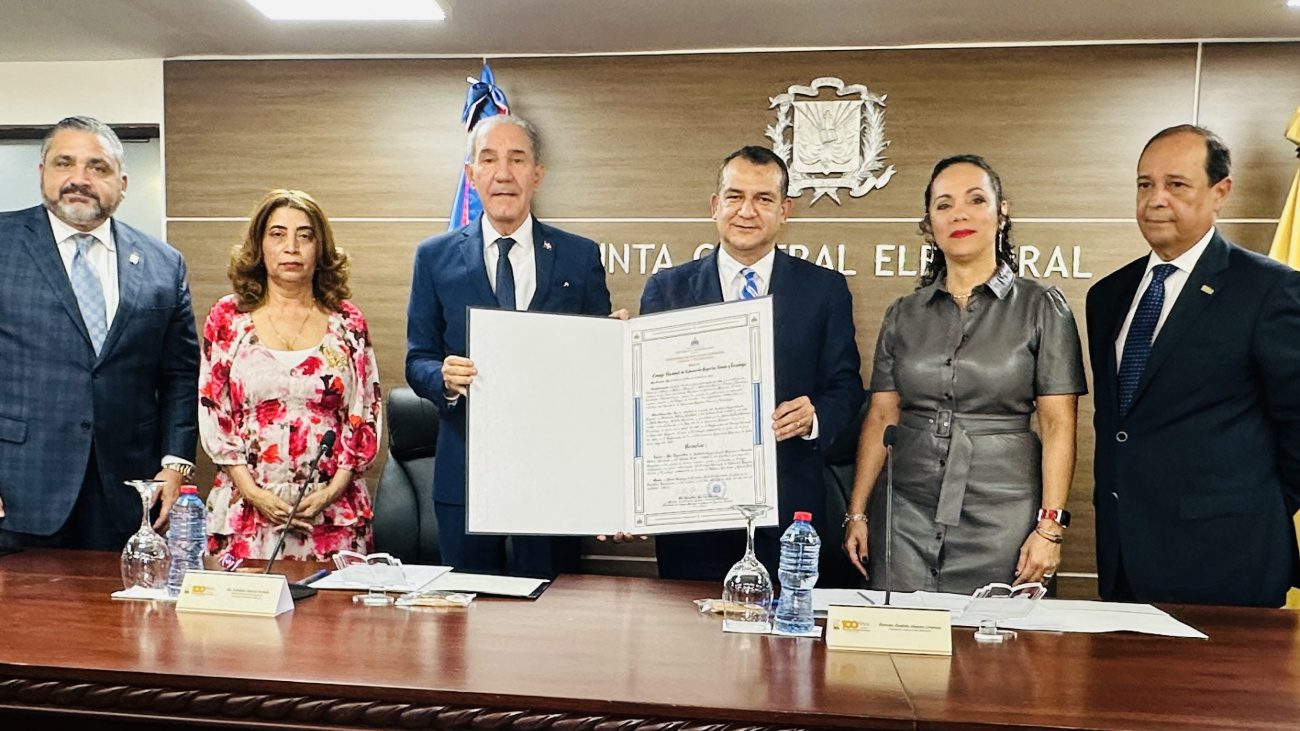 Ministro Franklin García Fermín valora lanzamiento Instituto Especializado Superior en Formación Política, Electoral y Registro Civil (IESPEC)