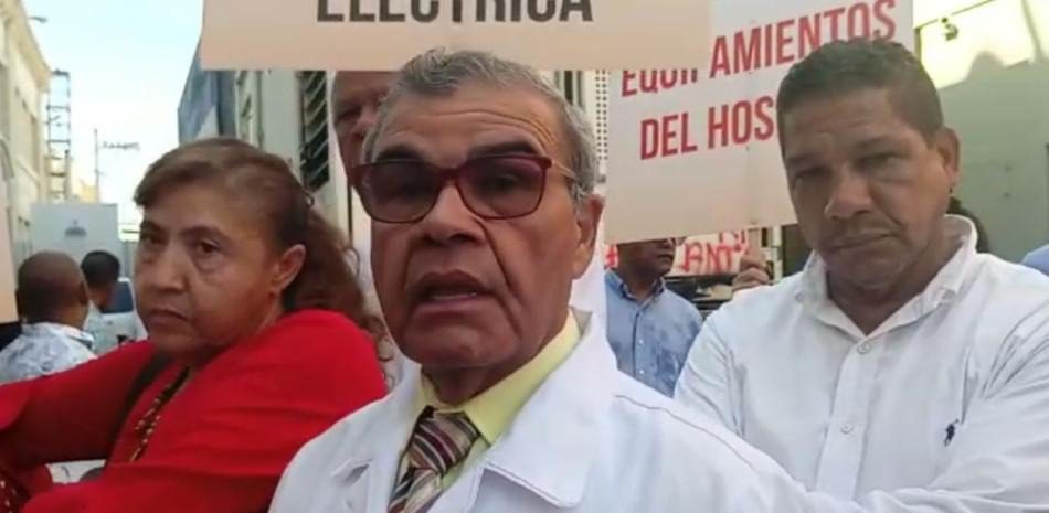 "Alerta Sanitaria: Colegio Médico Pronostica Incremento de Dengue, Leptospirosis y Conjuntivitis por las Lluvias"