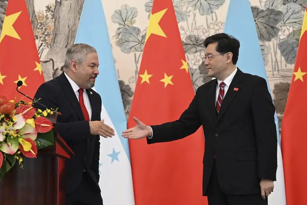 El avance de China y el populismo autoritario en Honduras
