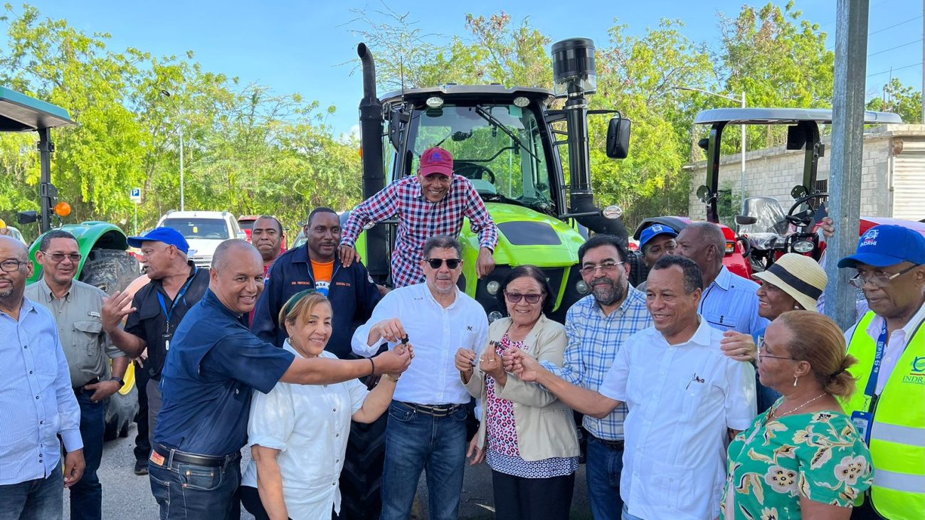 Ministerio de Agricultura acude en auxilio de los productores de Jimaní, Barahona y Neiba