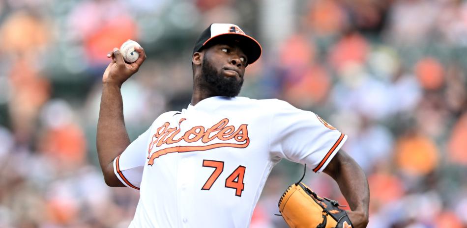 Bautista logra salvamento 17 y Orioles vencen los Reales