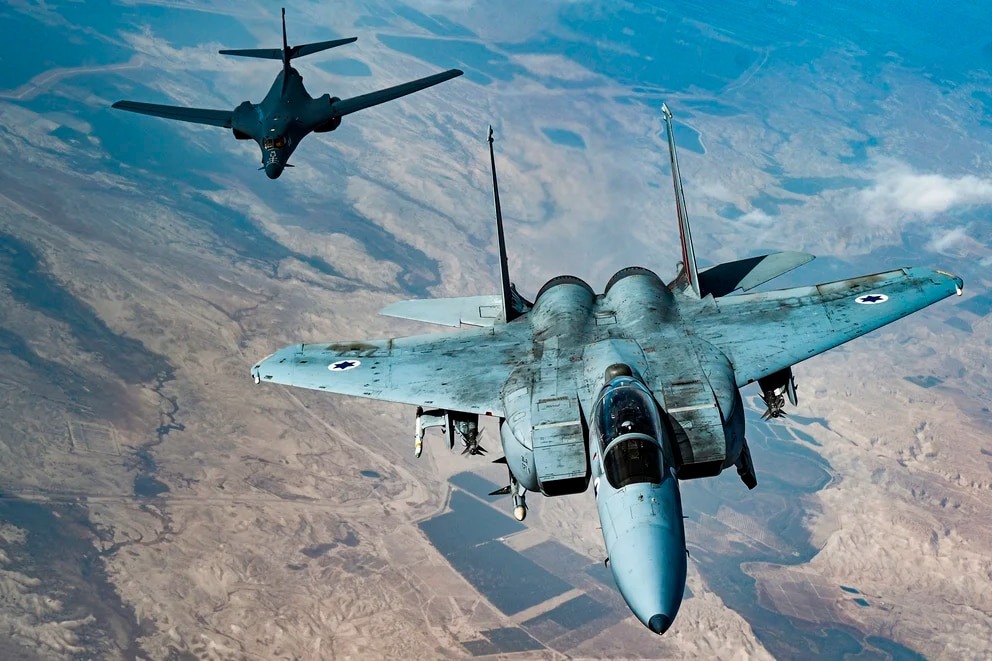 EEUU enviará aviones de combate F-16 al Estrecho de Ormuz para contrarrestar las amenazas de Irán, Rusia y Siria