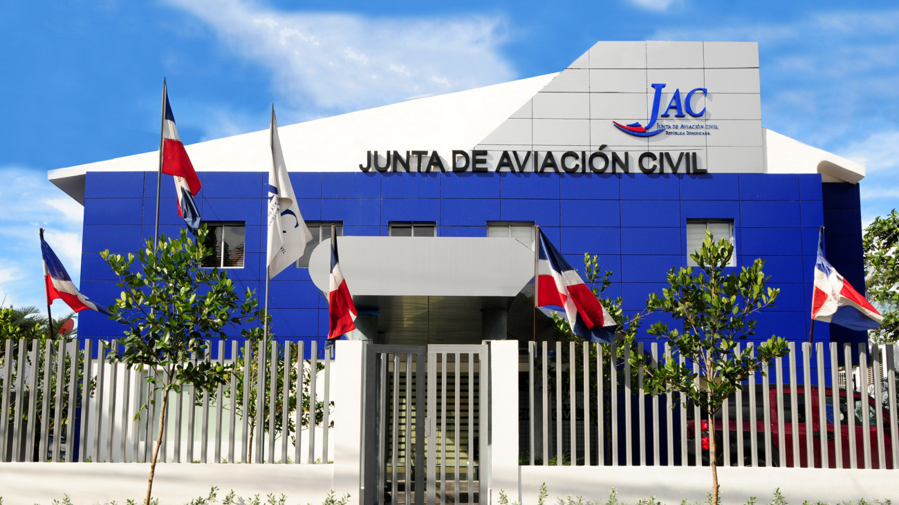 Gobierno exige a JetBlue cumplir con sus obligaciones a pasajeros que viajan desde y hacia República Dominicana