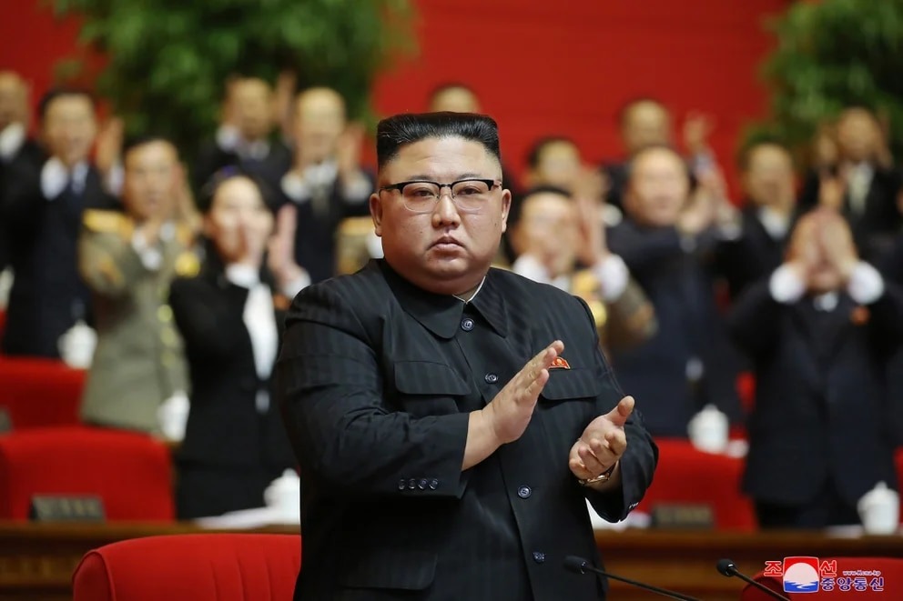 Kim Jong-un invitó al jefe del Ejército ruso a los festejos por los 70 años de la Guerra de Corea