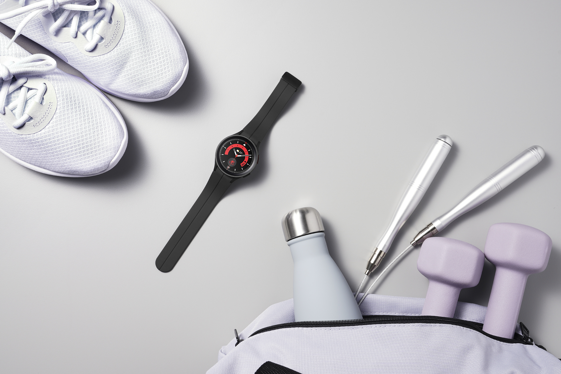 Con el Galaxy Watch de Samsung puedes configurar rutinas de ejercicios, revisar y controlar tu peso y muchas otras opciones para un mejor autocuidado
