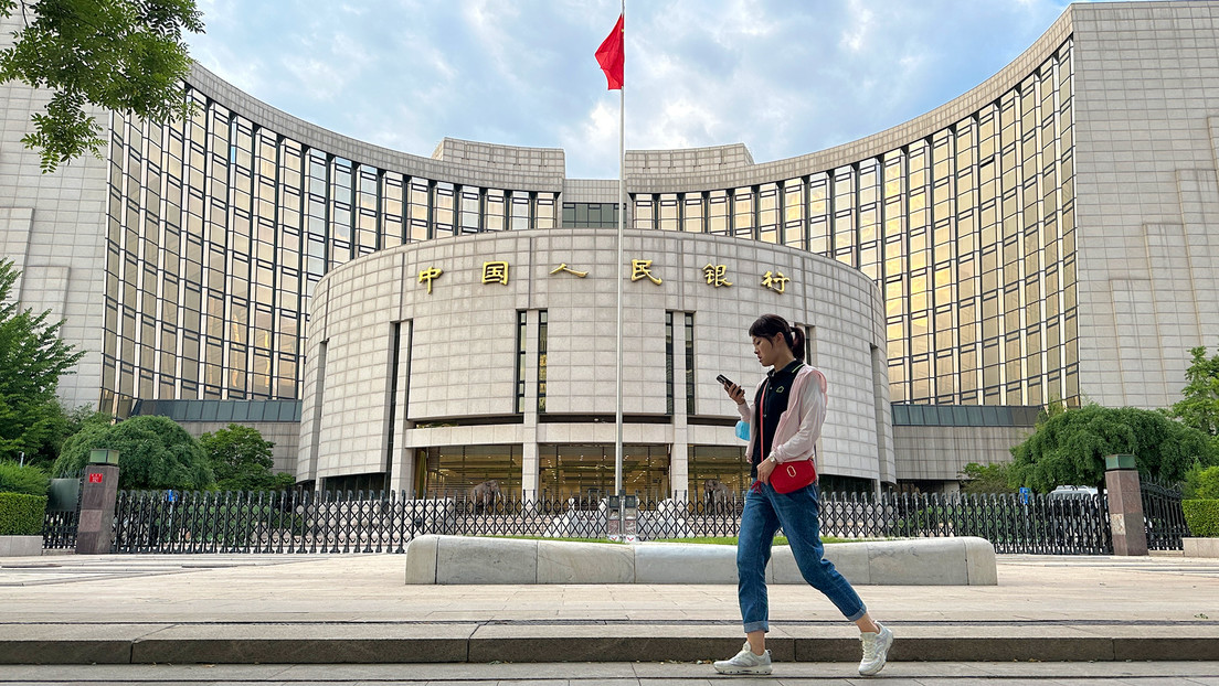 El Banco Popular de China aplica el mayor recorte de tipos de interés desde 2020