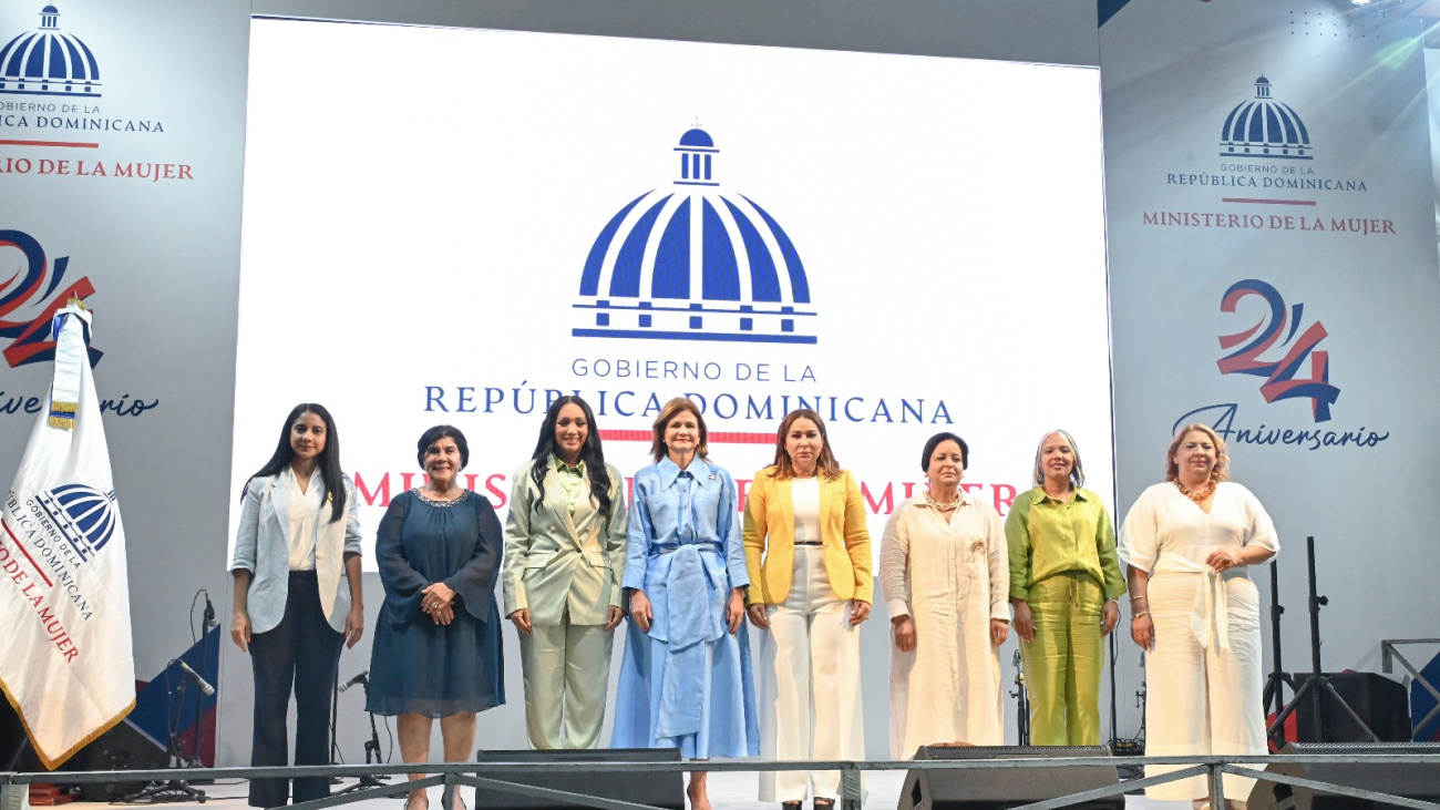 Vicepresidenta Raquel Peña encabeza conmemoración vigésimo cuarto aniversario del Ministerio de la Mujer; resaltan avances en garantía de derechos para las mujeres