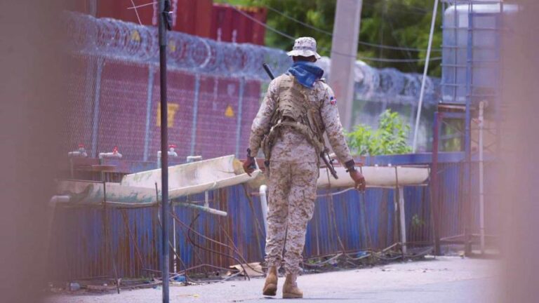Sin acuerdo cierre de la frontera por canal en Masacre